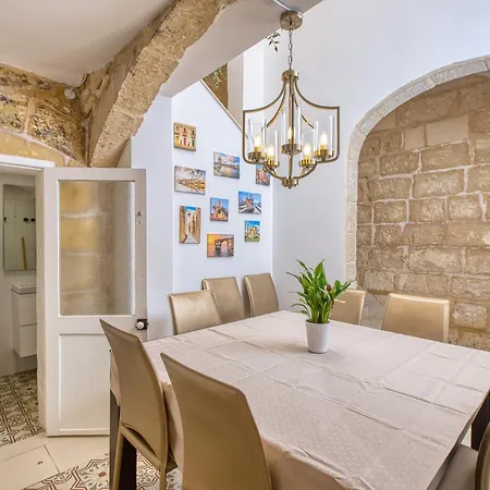 Apartment Beautiful 2br In Rabat With Rooftop Terrace
