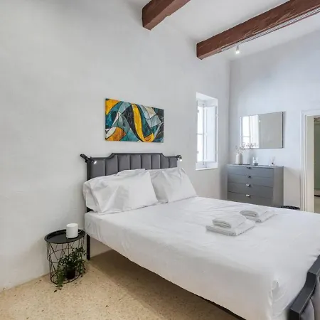 Beautiful 2br In Rabat With Rooftop Terrace Apartment Mdina