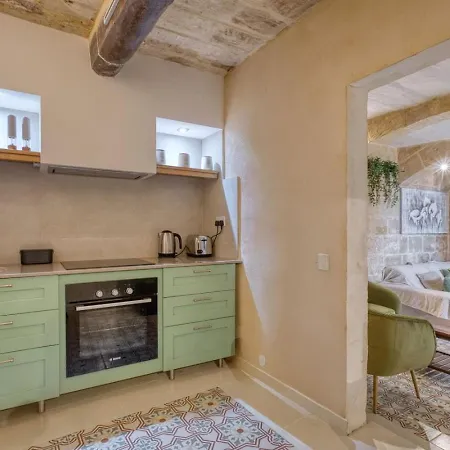 Beautiful 2br In Rabat With Rooftop Terrace Mdina